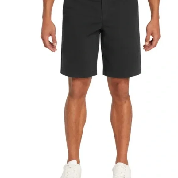 NWT Gap Men's Flat Front Short - Black - 34” waist, 10” inseam - Picture 5 of 5